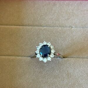 Solid 18k White gold sapphire diamond ring